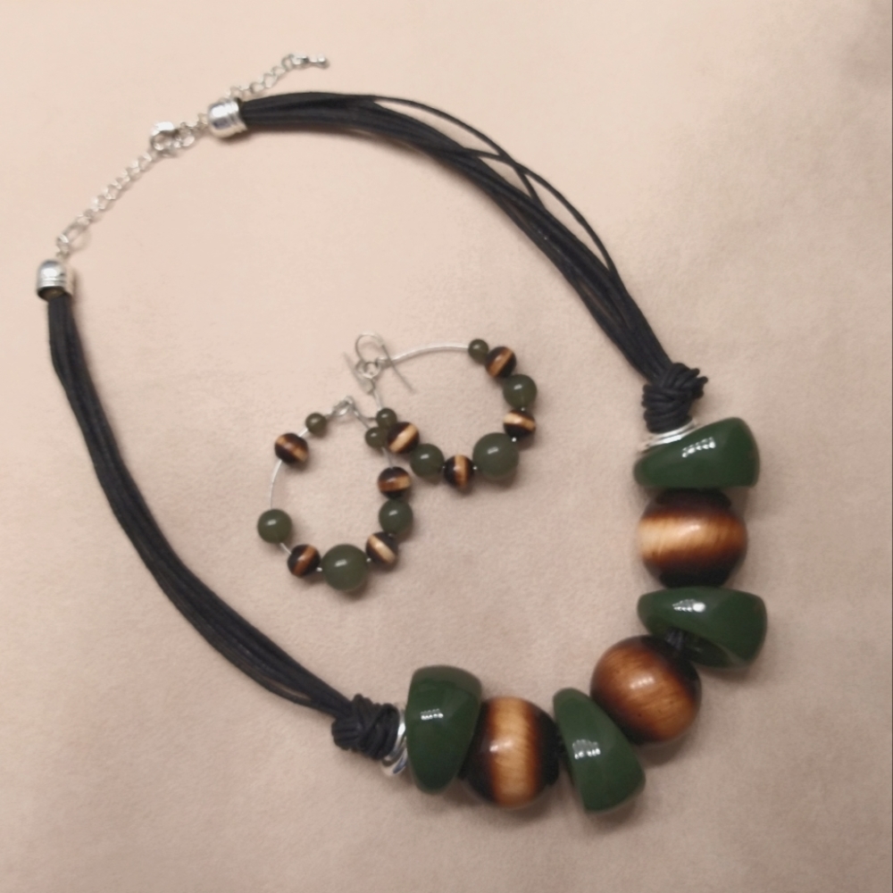 Green Brown Statement Necklace Set - image 1